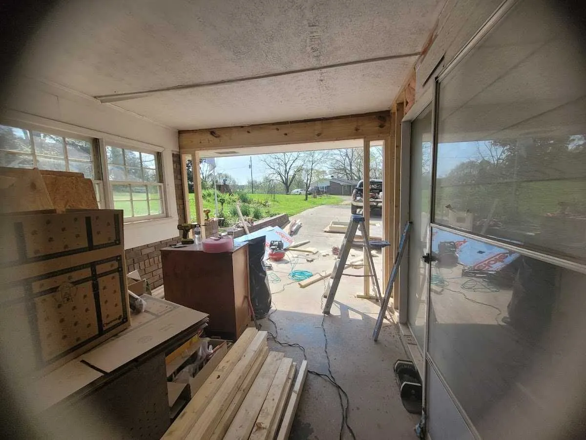 Air movers and dehumidifier for Water Mitigation Services in Iroquois Point